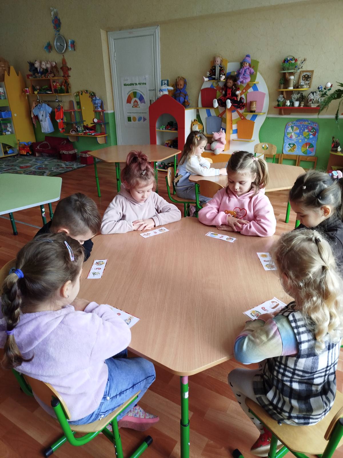 Фото без опису