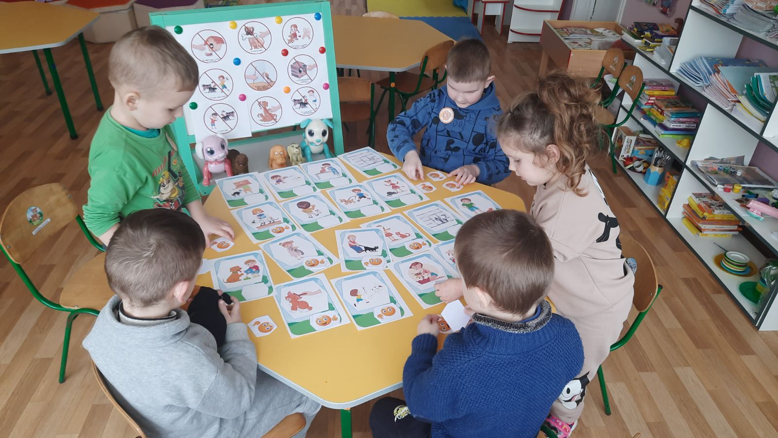 Фото без опису