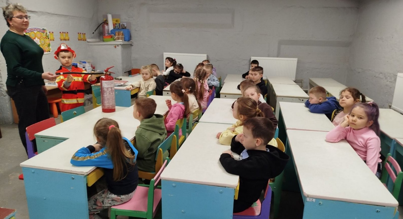 Фото без опису