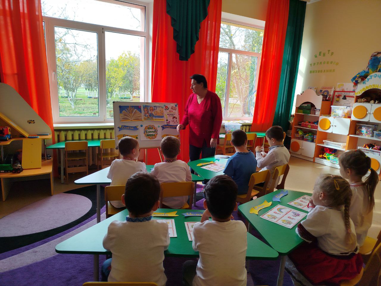 Фото без опису