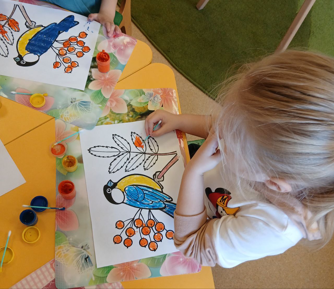 Фото без опису