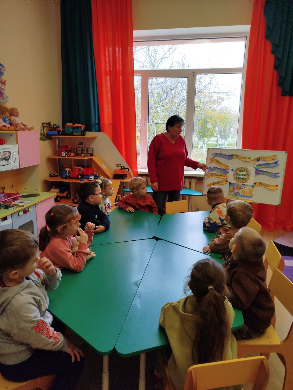 Фото без опису