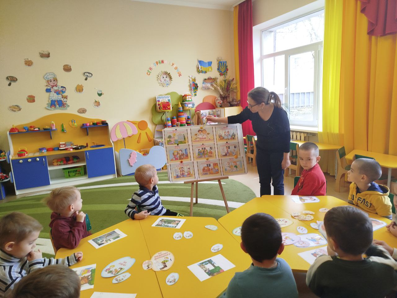 Фото без опису