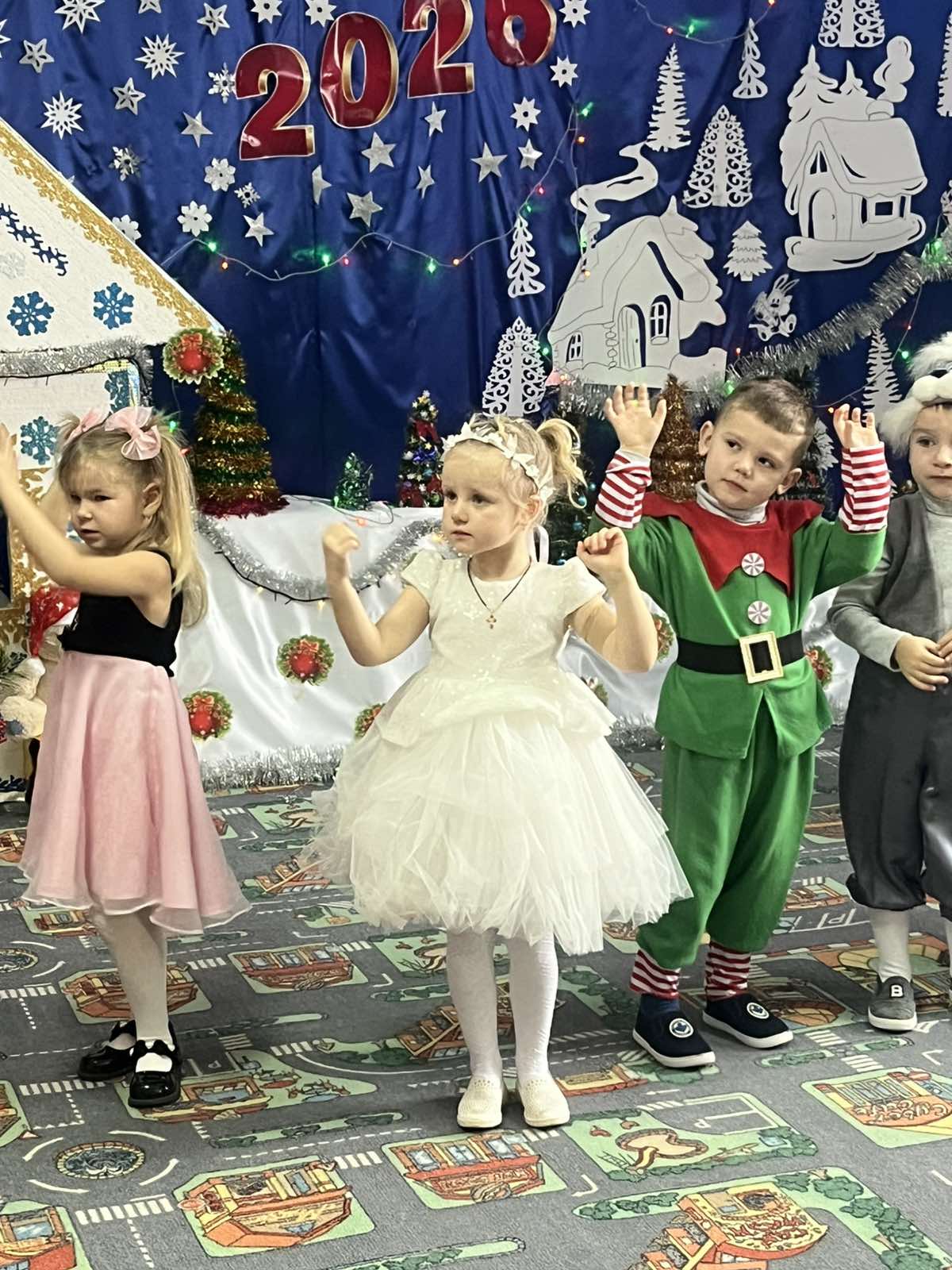 Фото без опису