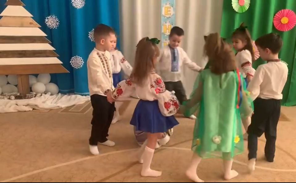 Фото без опису