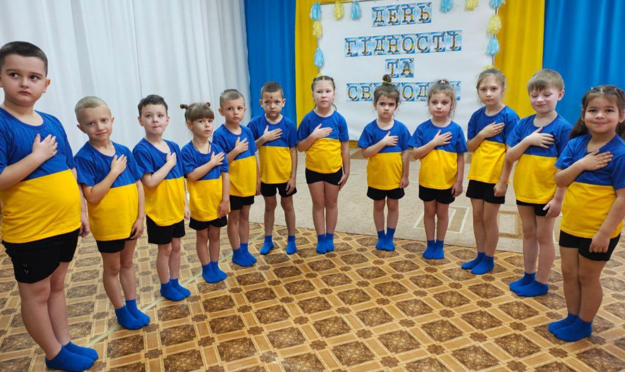 Фото без опису