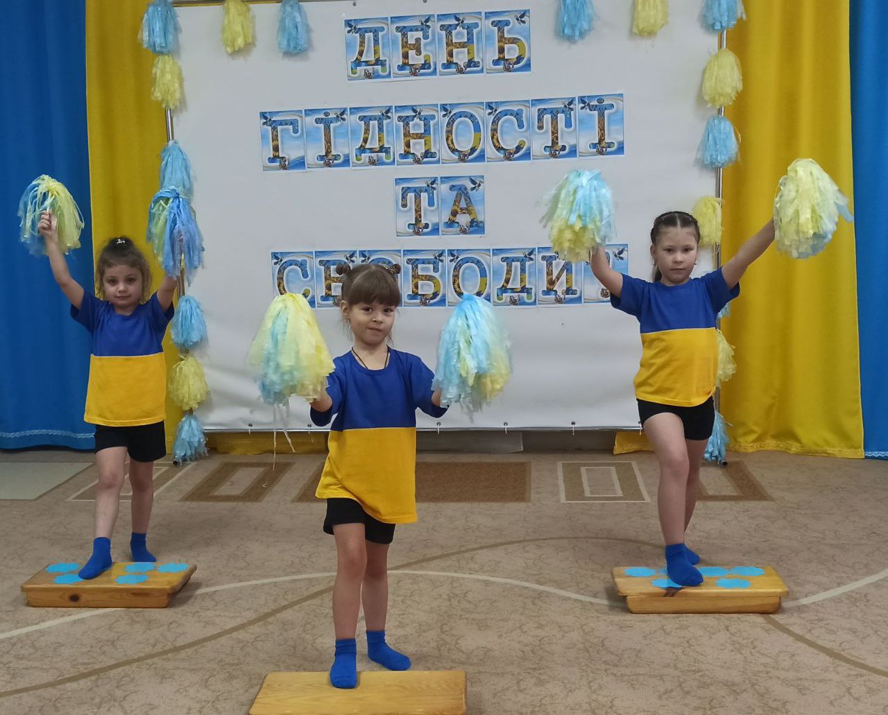 Фото без опису