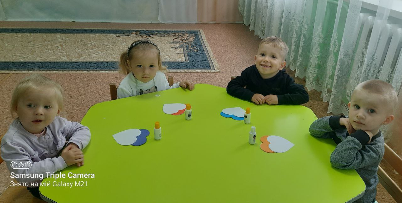 Фото без опису