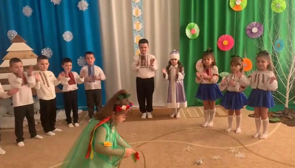 Фото без опису