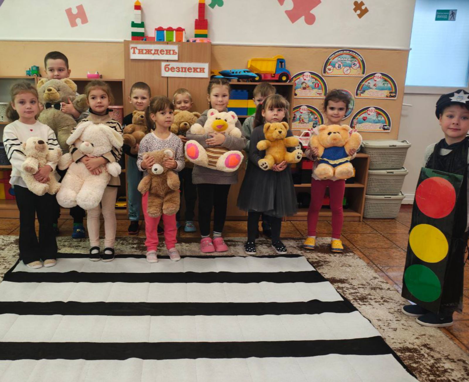 Фото без опису