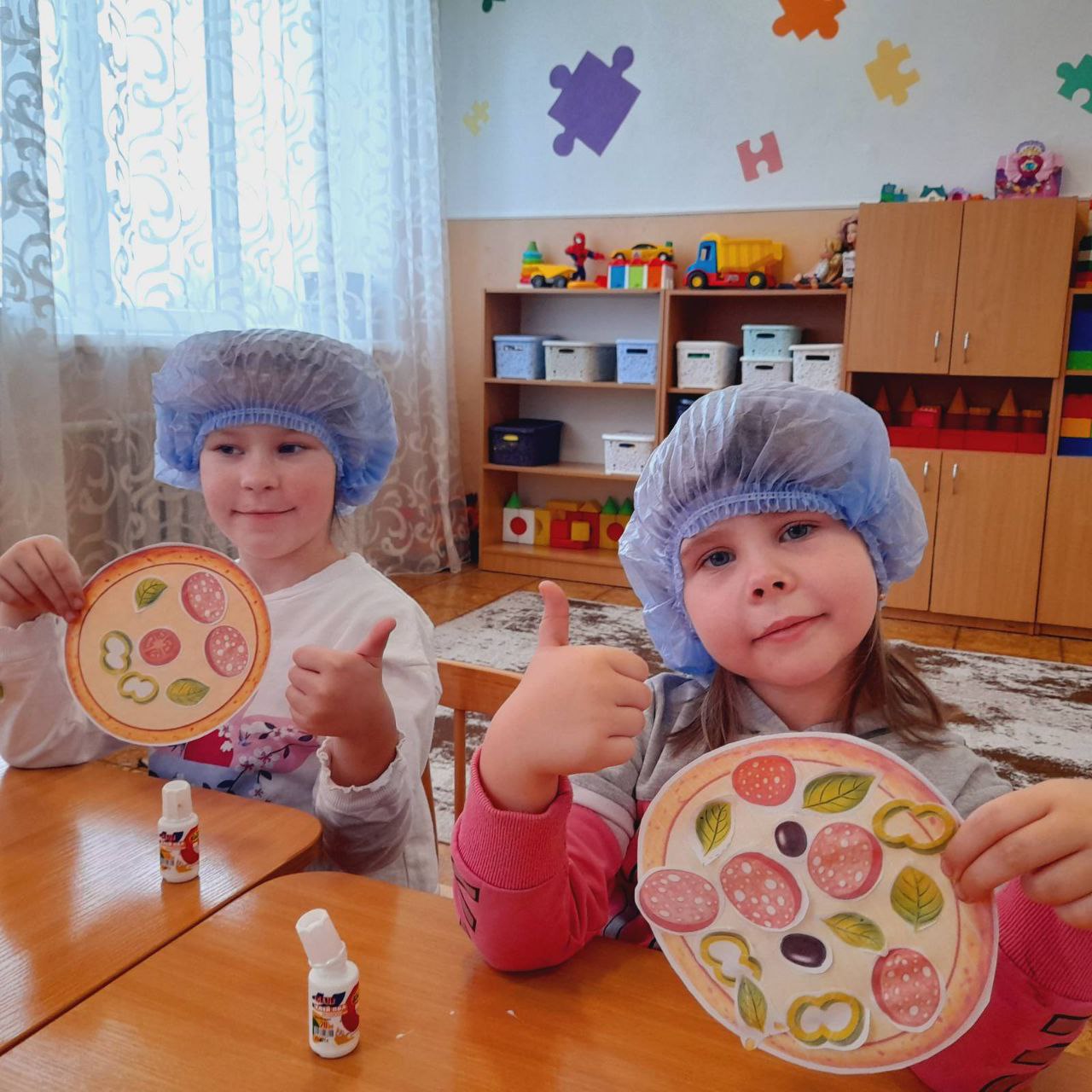 Фото без опису