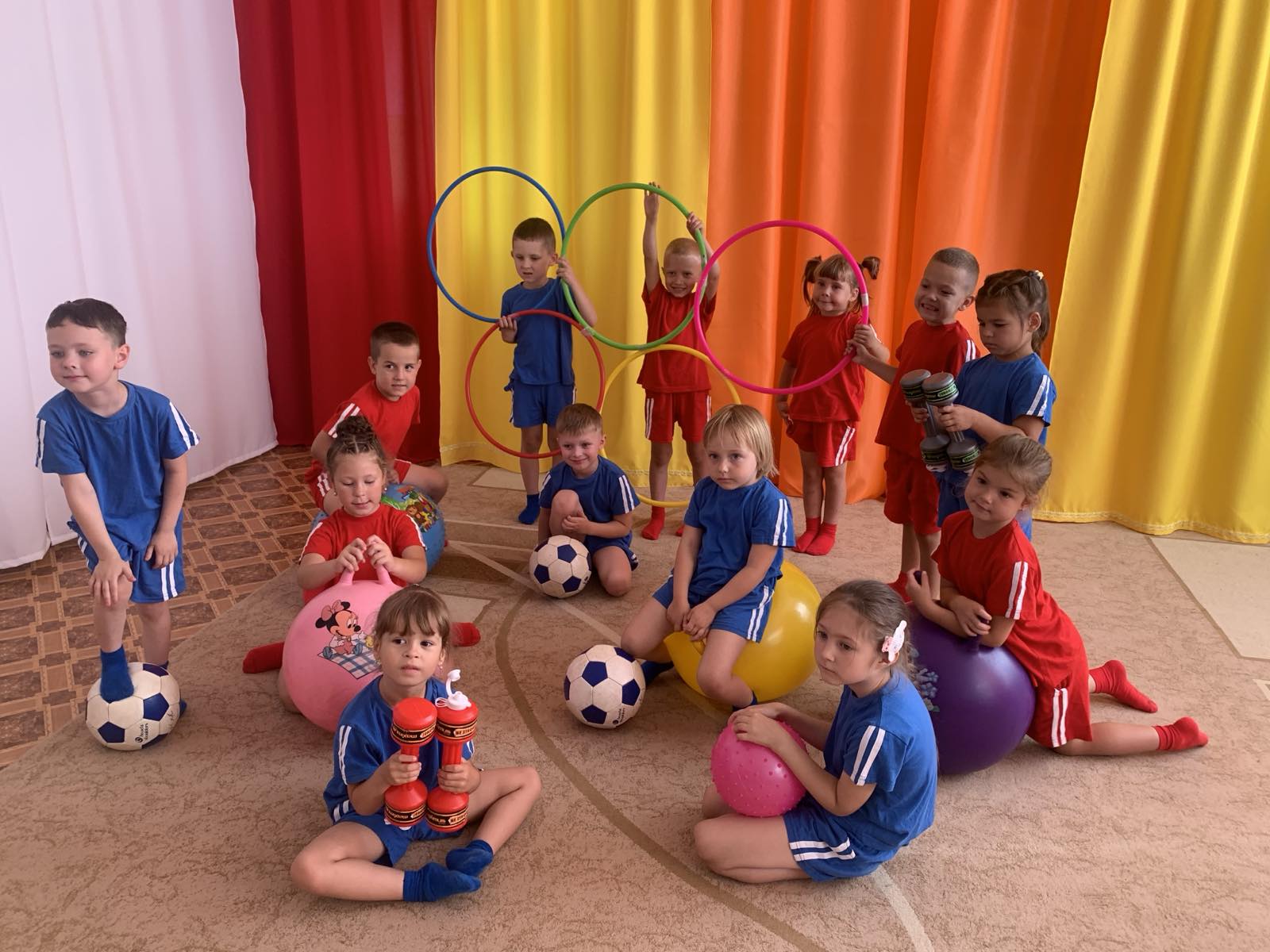 Фото без опису