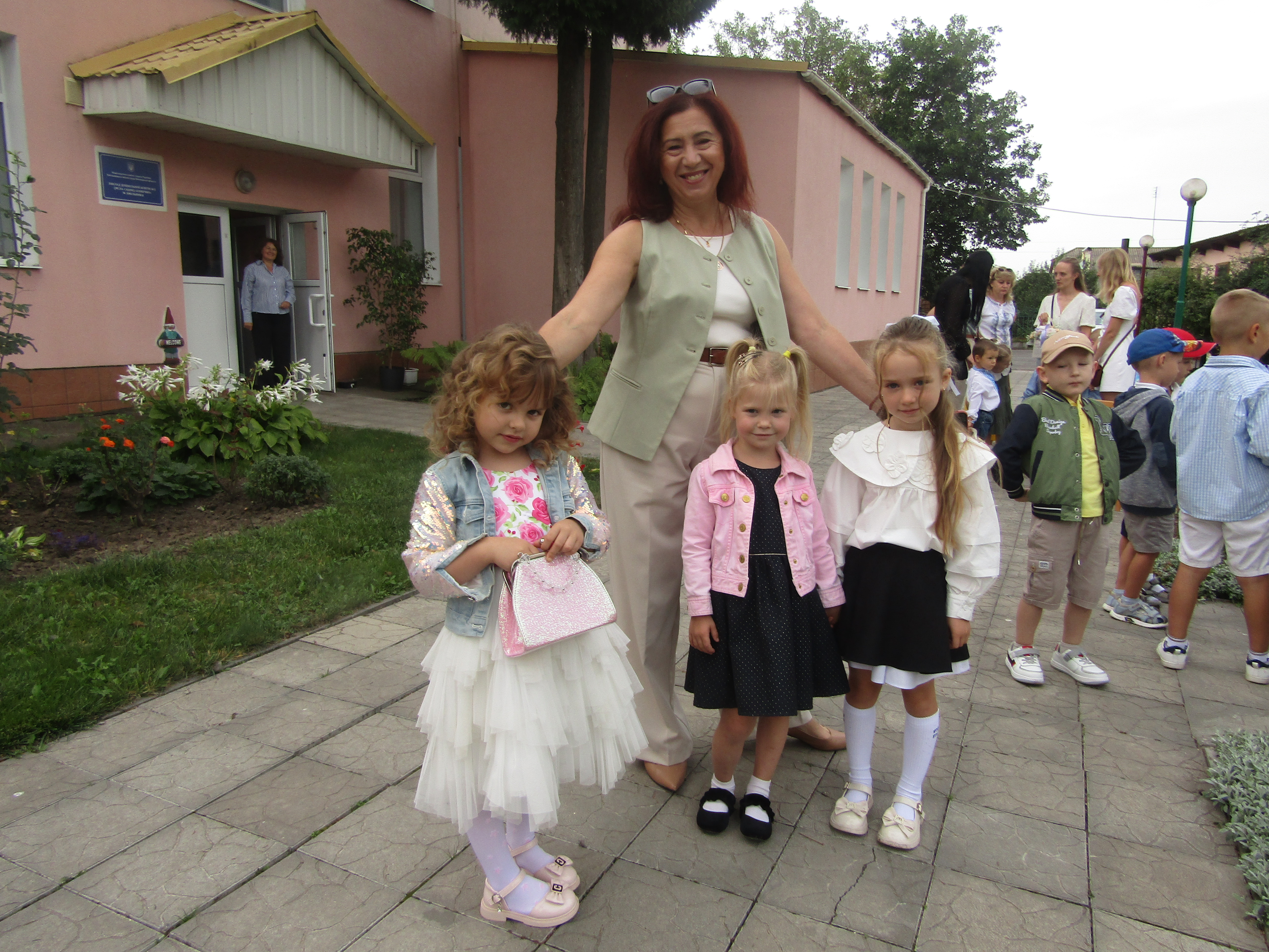 Фото без опису