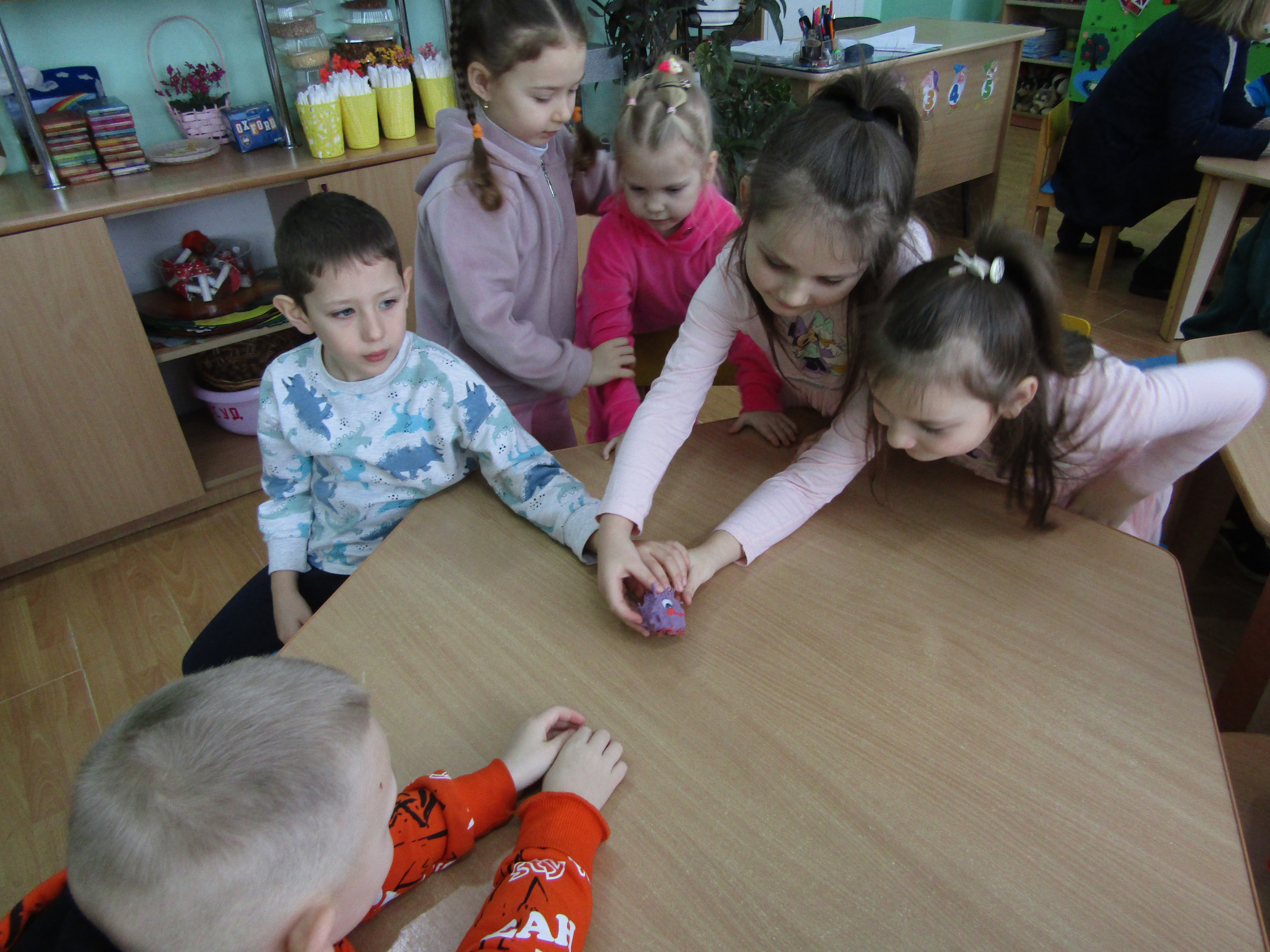 Фото без опису