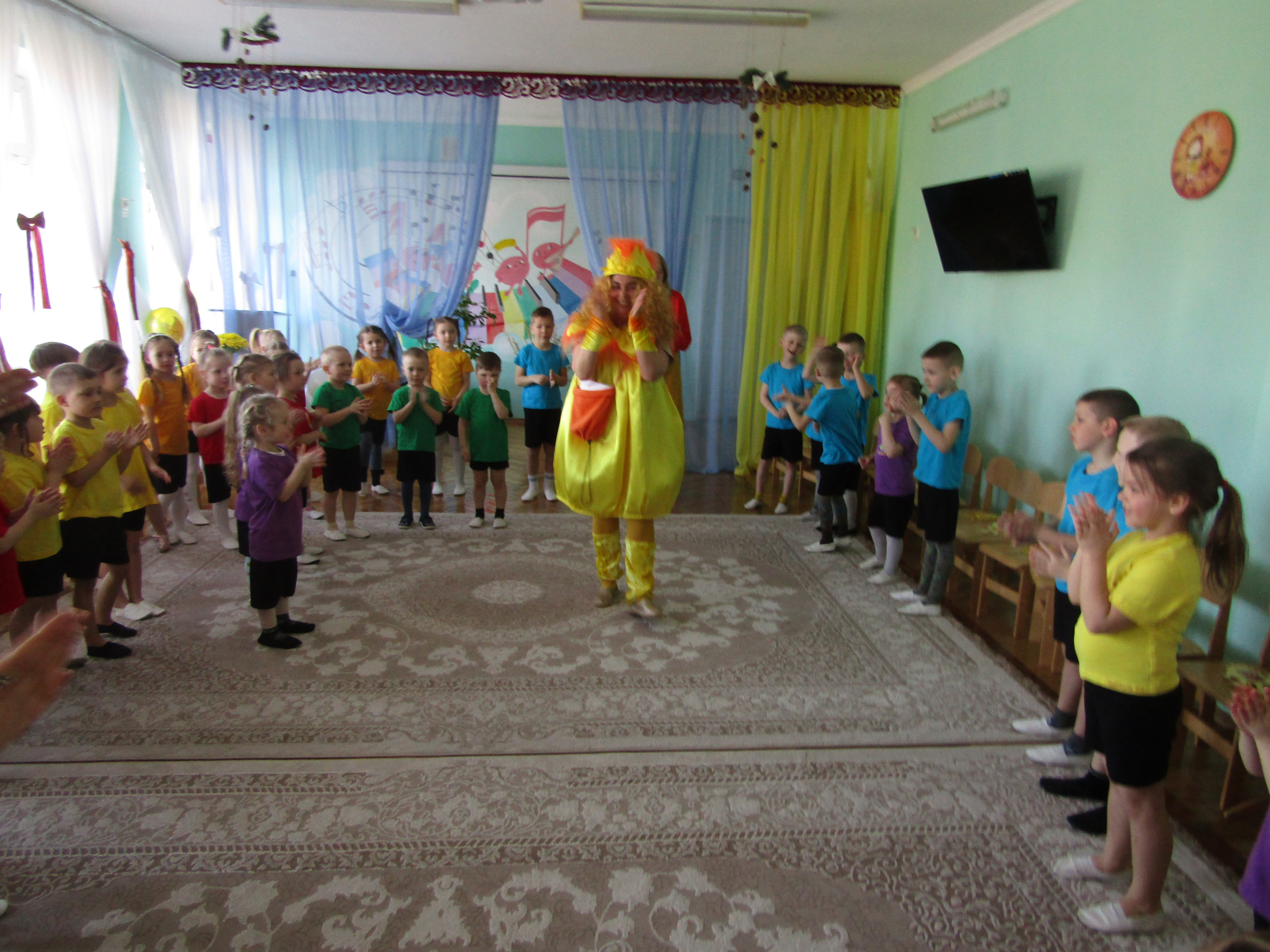 Фото без опису
