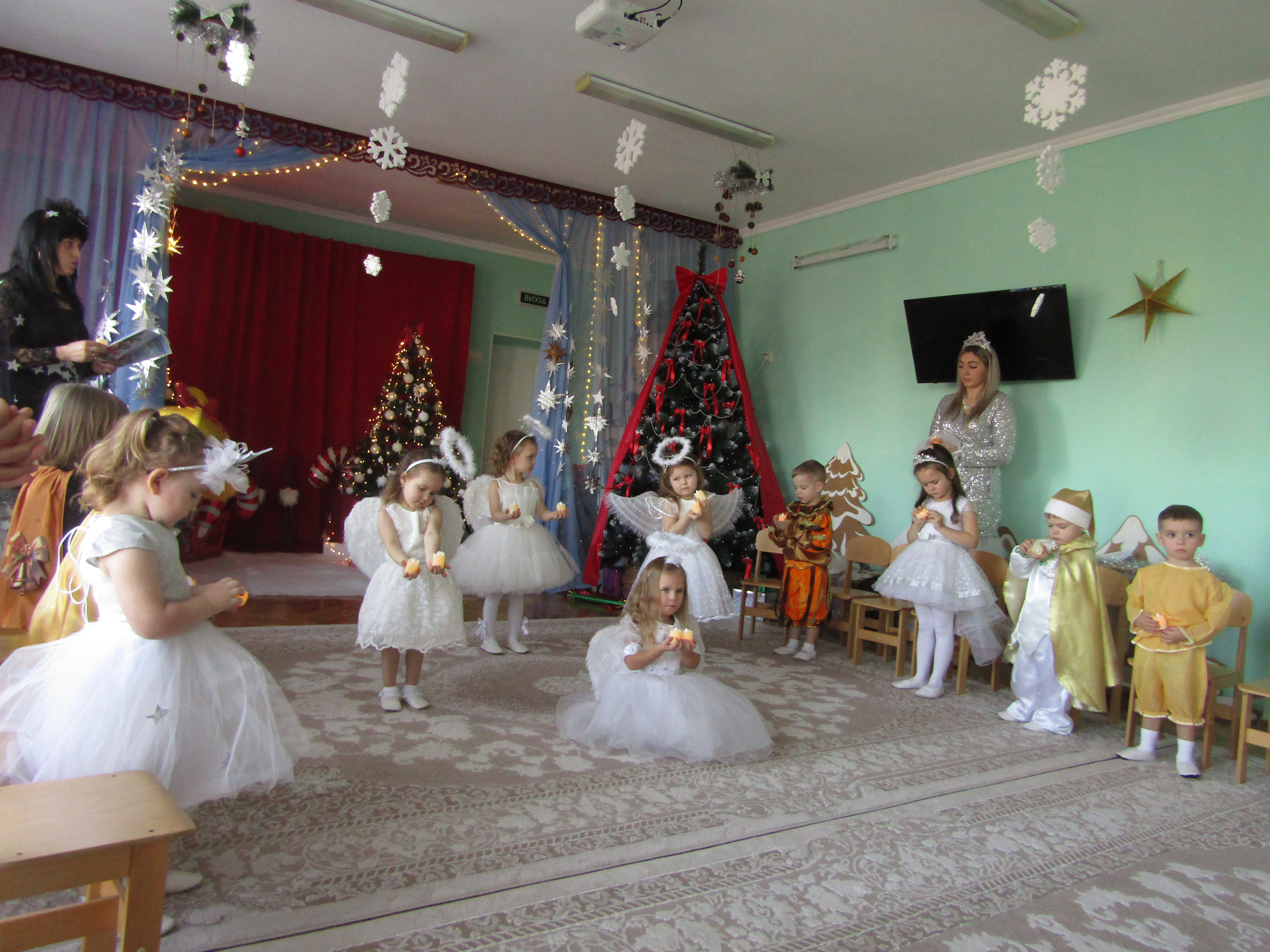Фото без опису