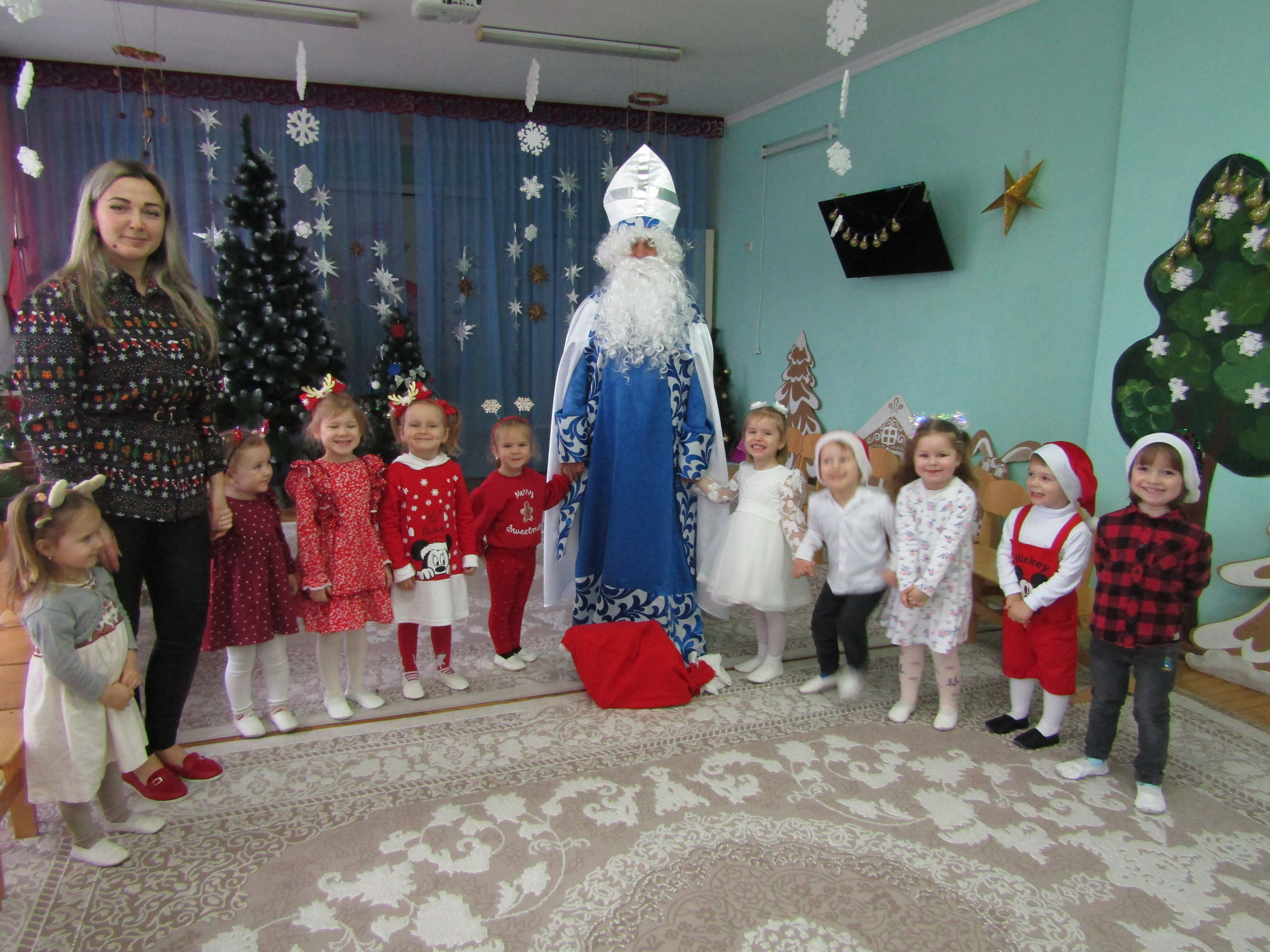 Фото без опису