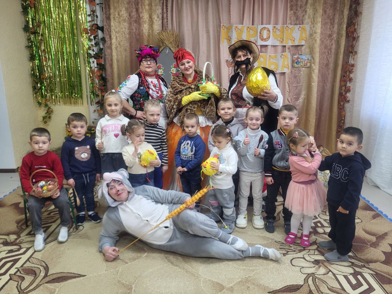 Фото без опису