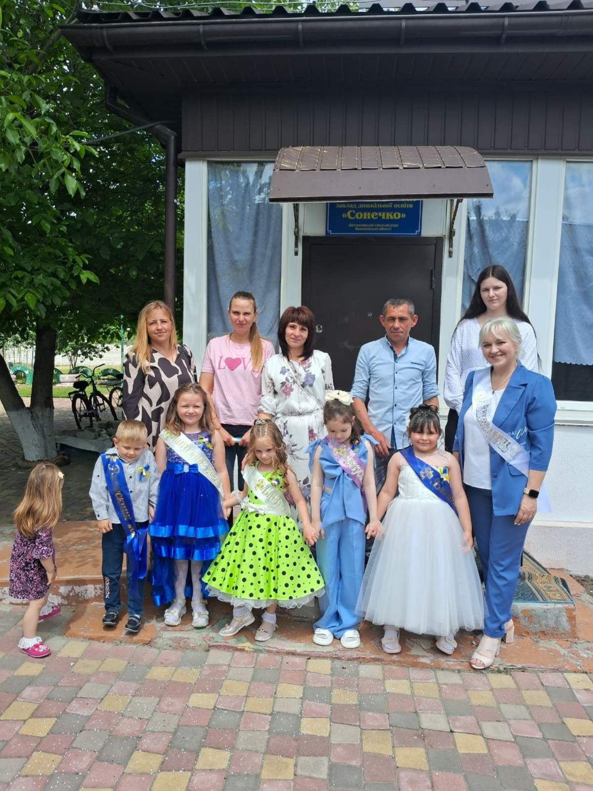 Фото без опису