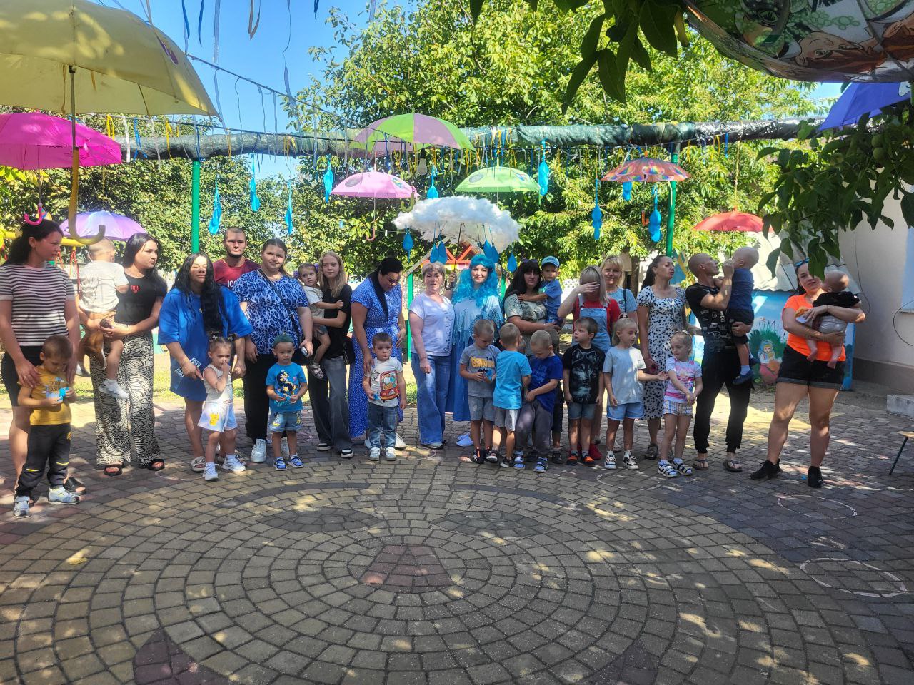 Фото без опису