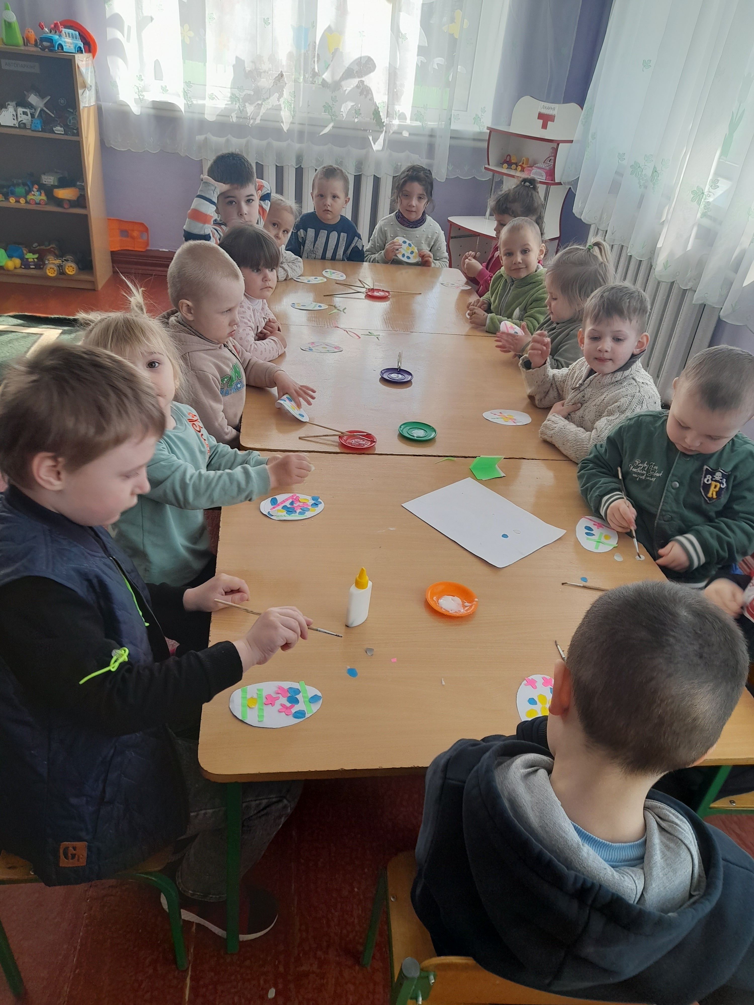 Фото без опису