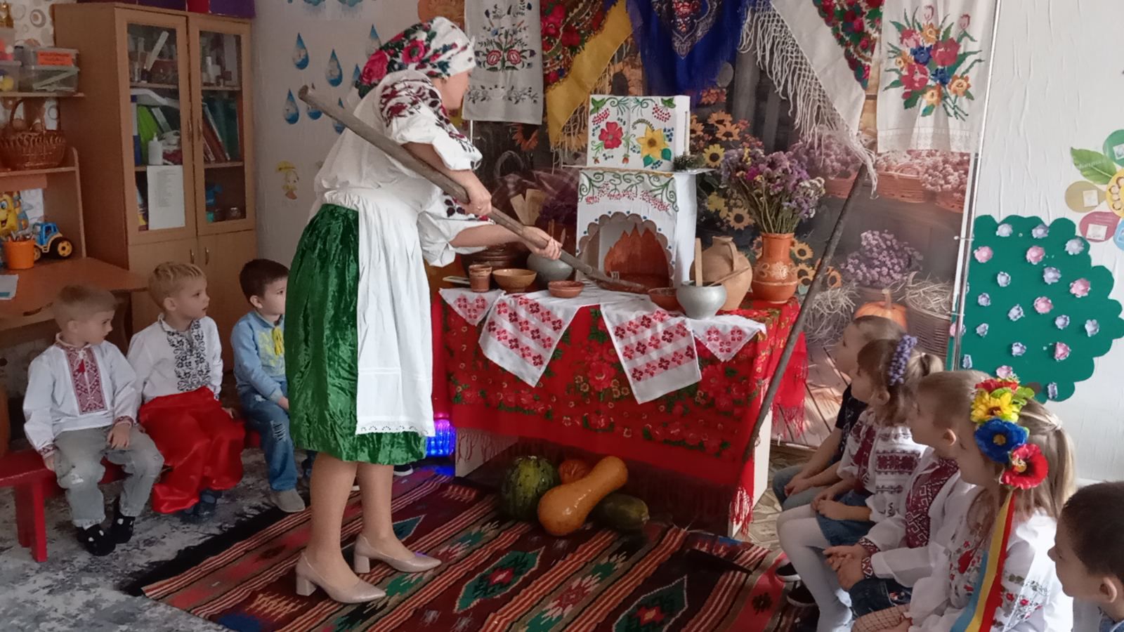 Фото без опису