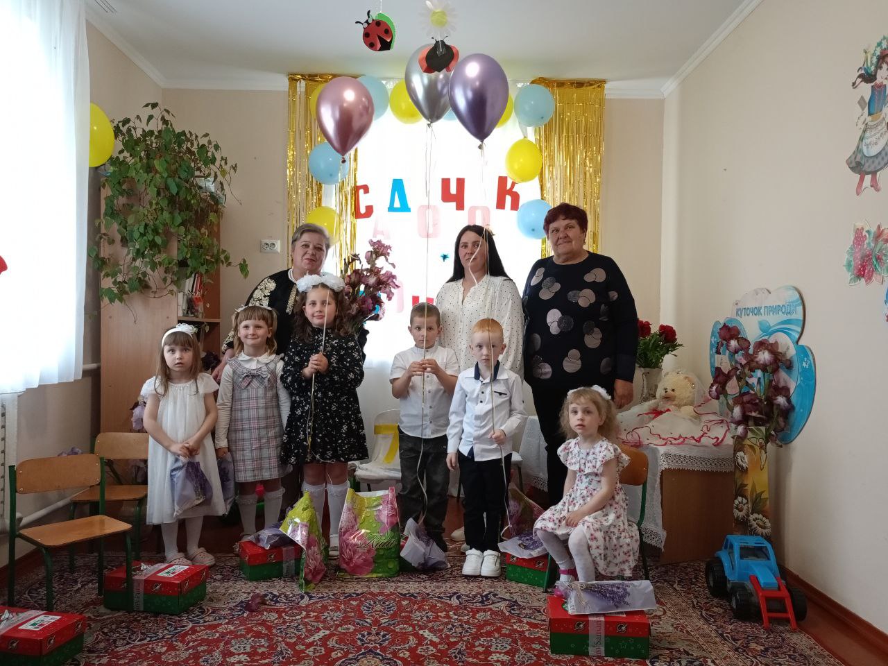 Фото без опису