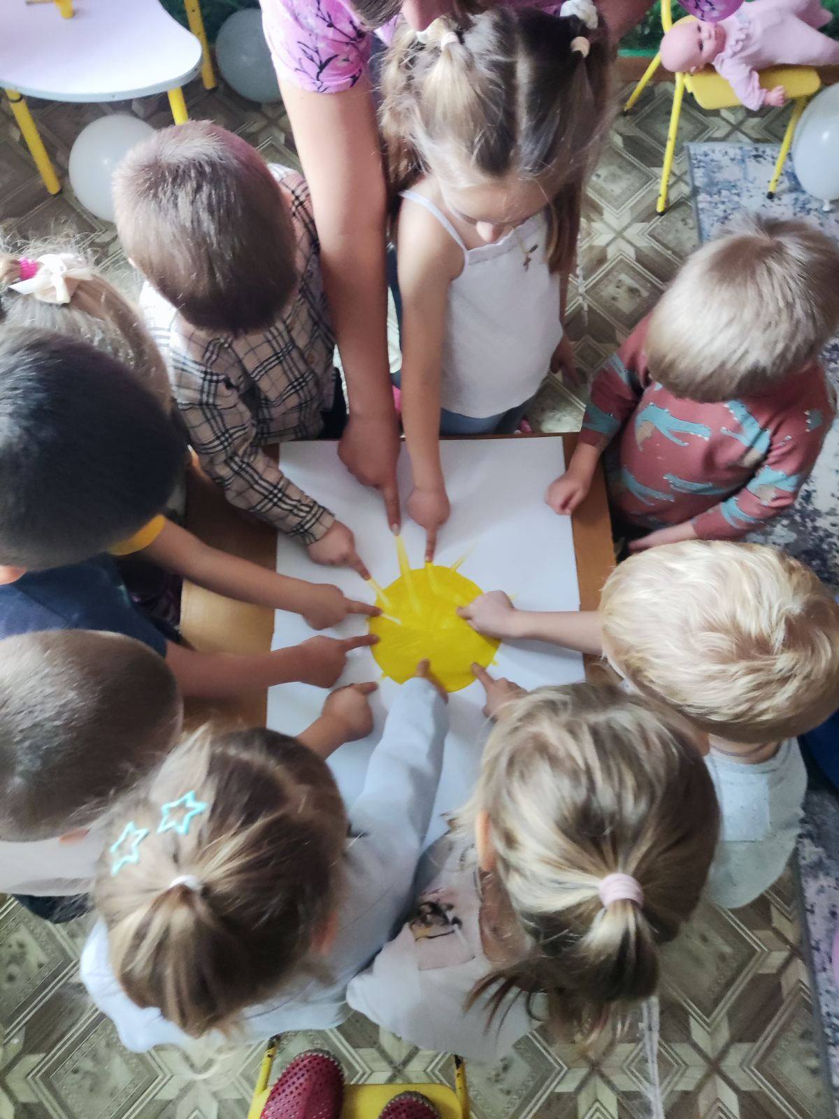 Фото без опису