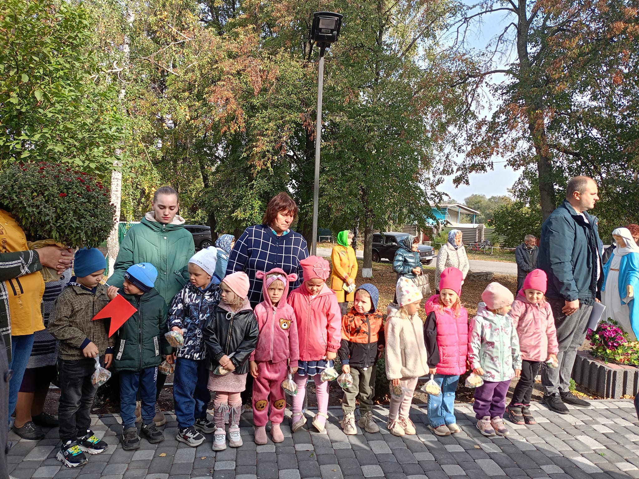 Фото без опису