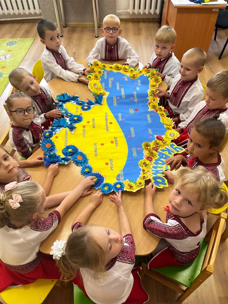 Фото без опису