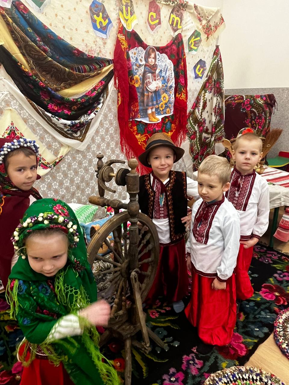 Фото без опису