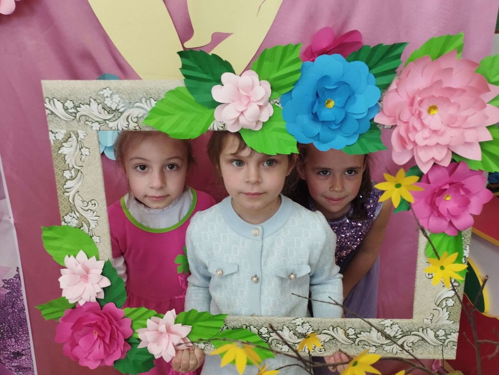 Фото без опису