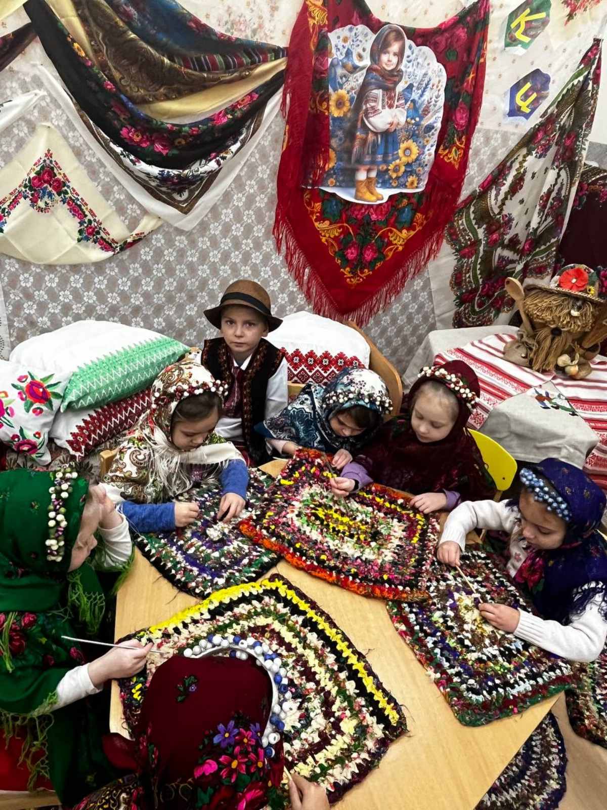Фото без опису