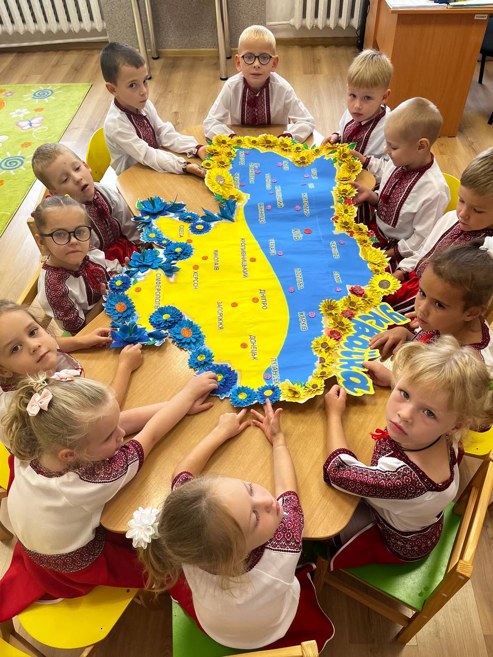 Фото без опису