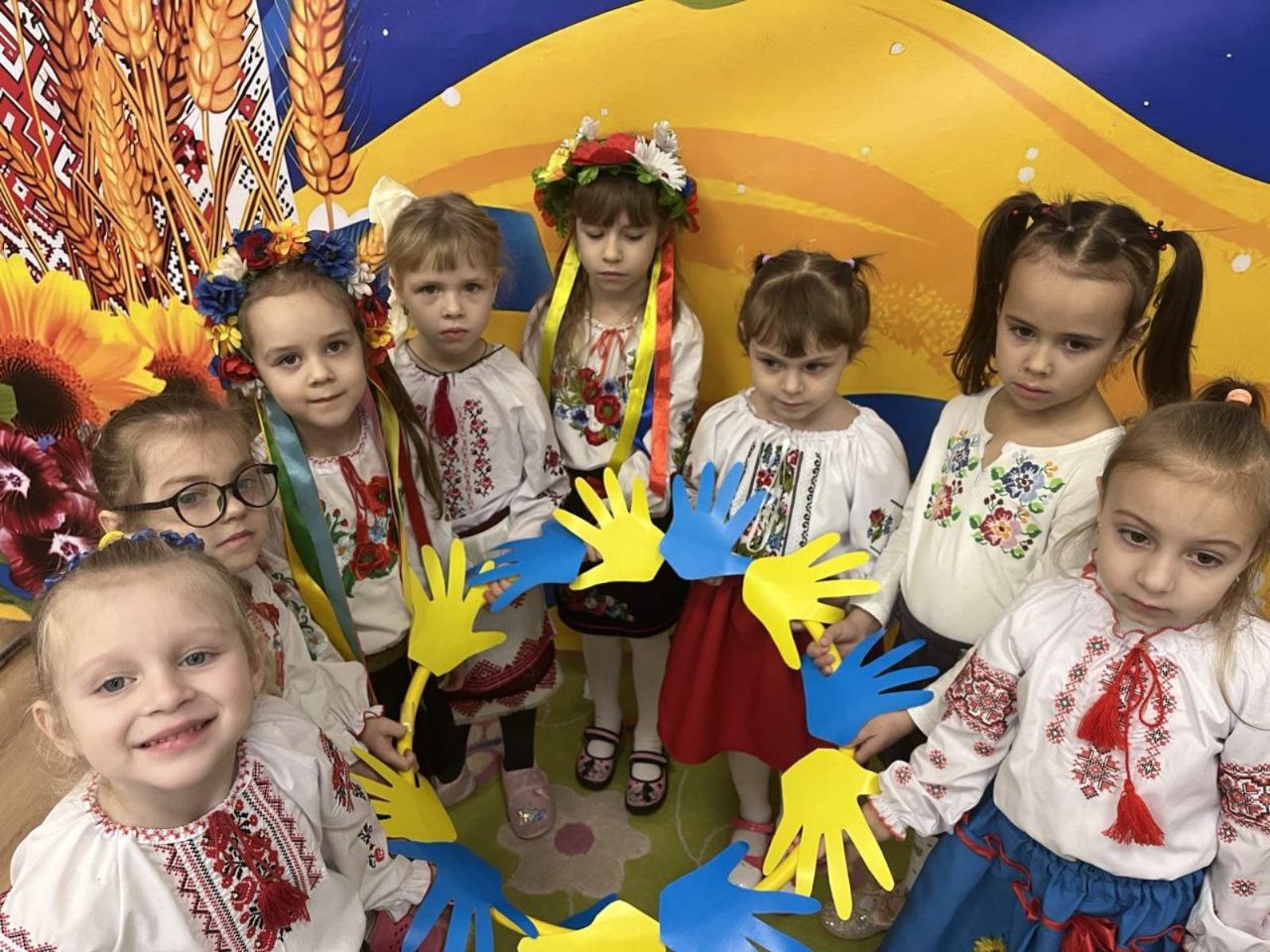 Фото без опису