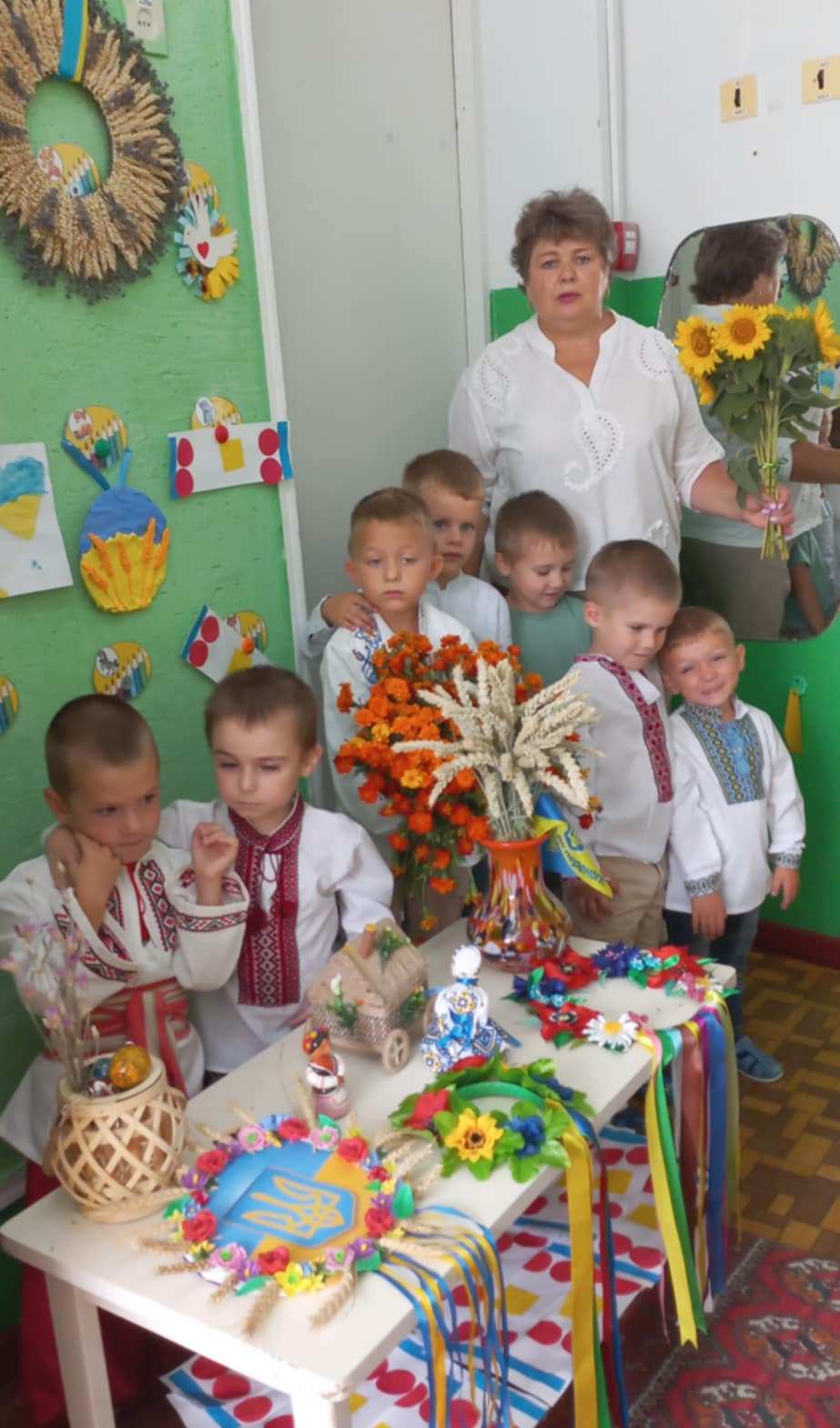 Фото без опису
