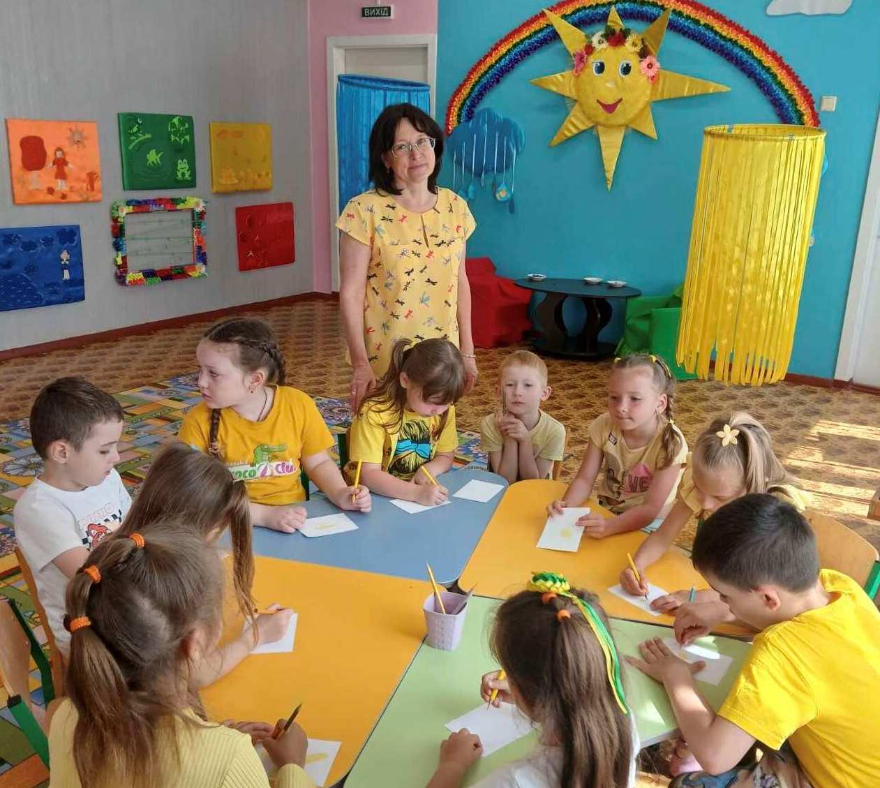 Фото без опису
