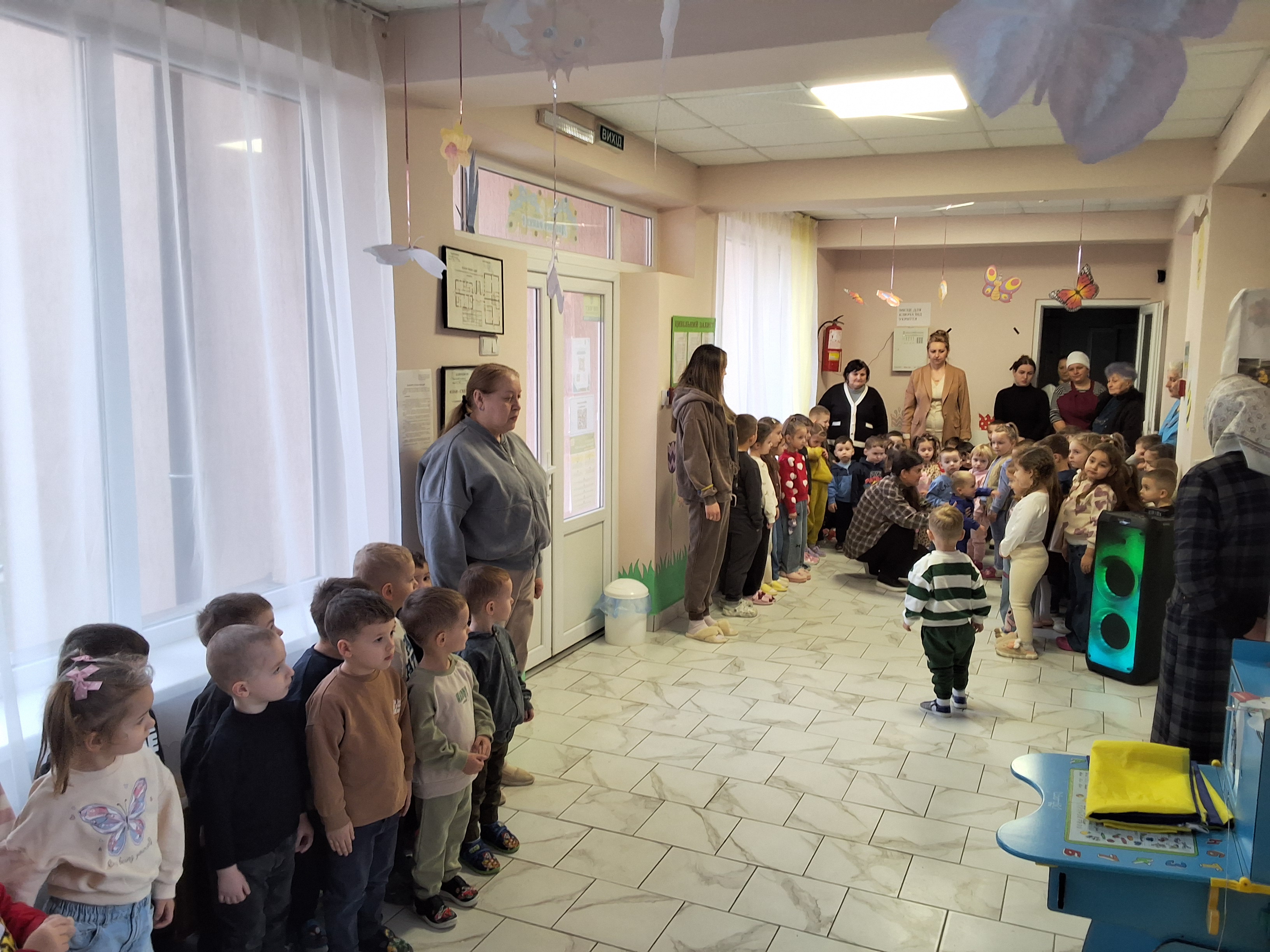 Фото без опису