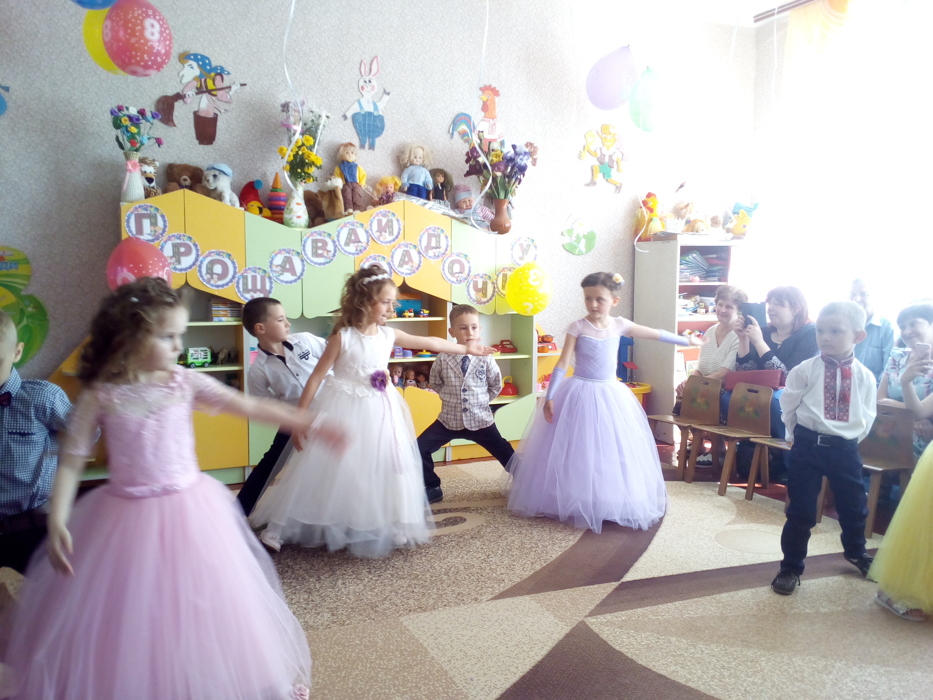 Фото без опису