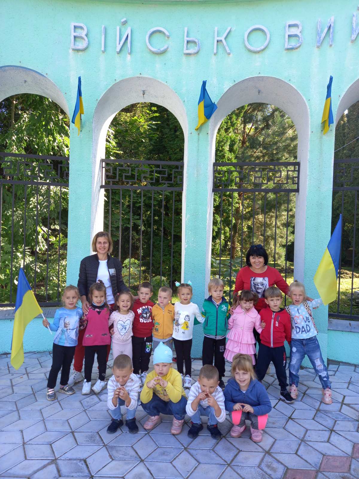 Фото без опису