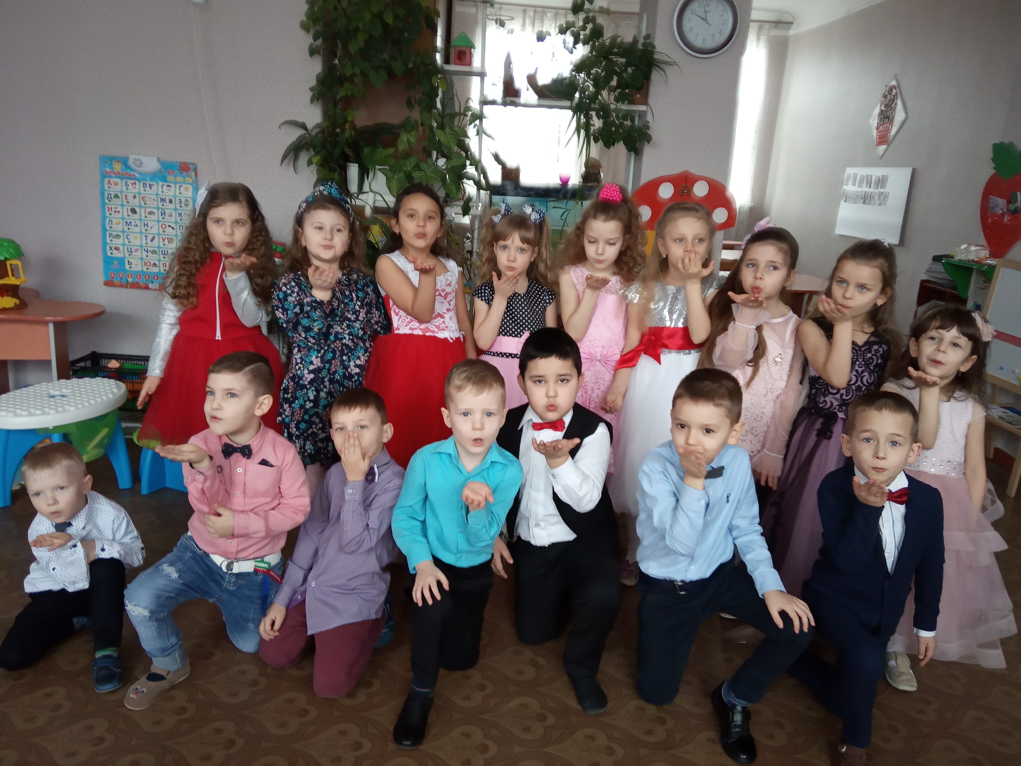 Фото без опису