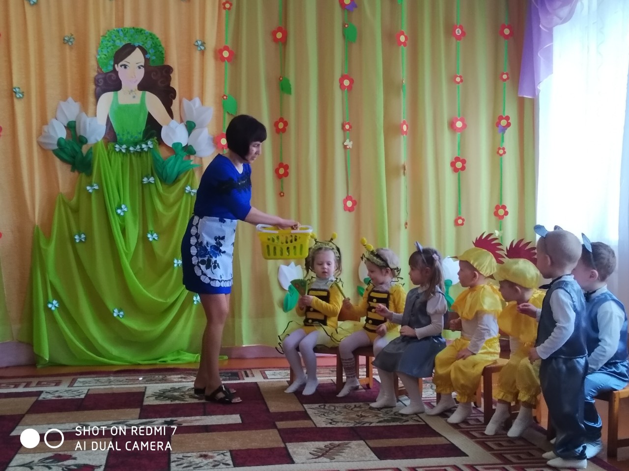 Фото без опису