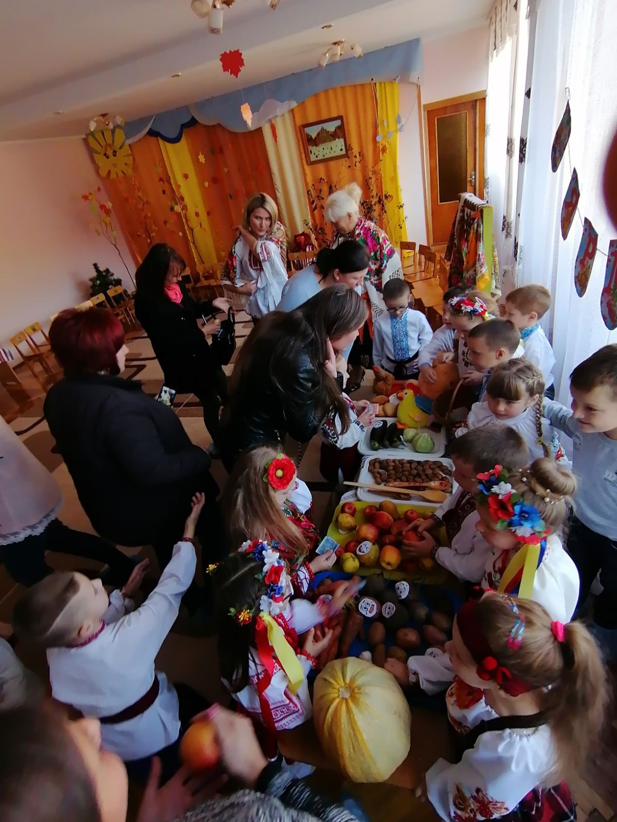 Фото без опису