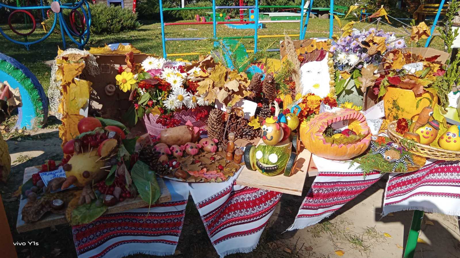 Фото без опису