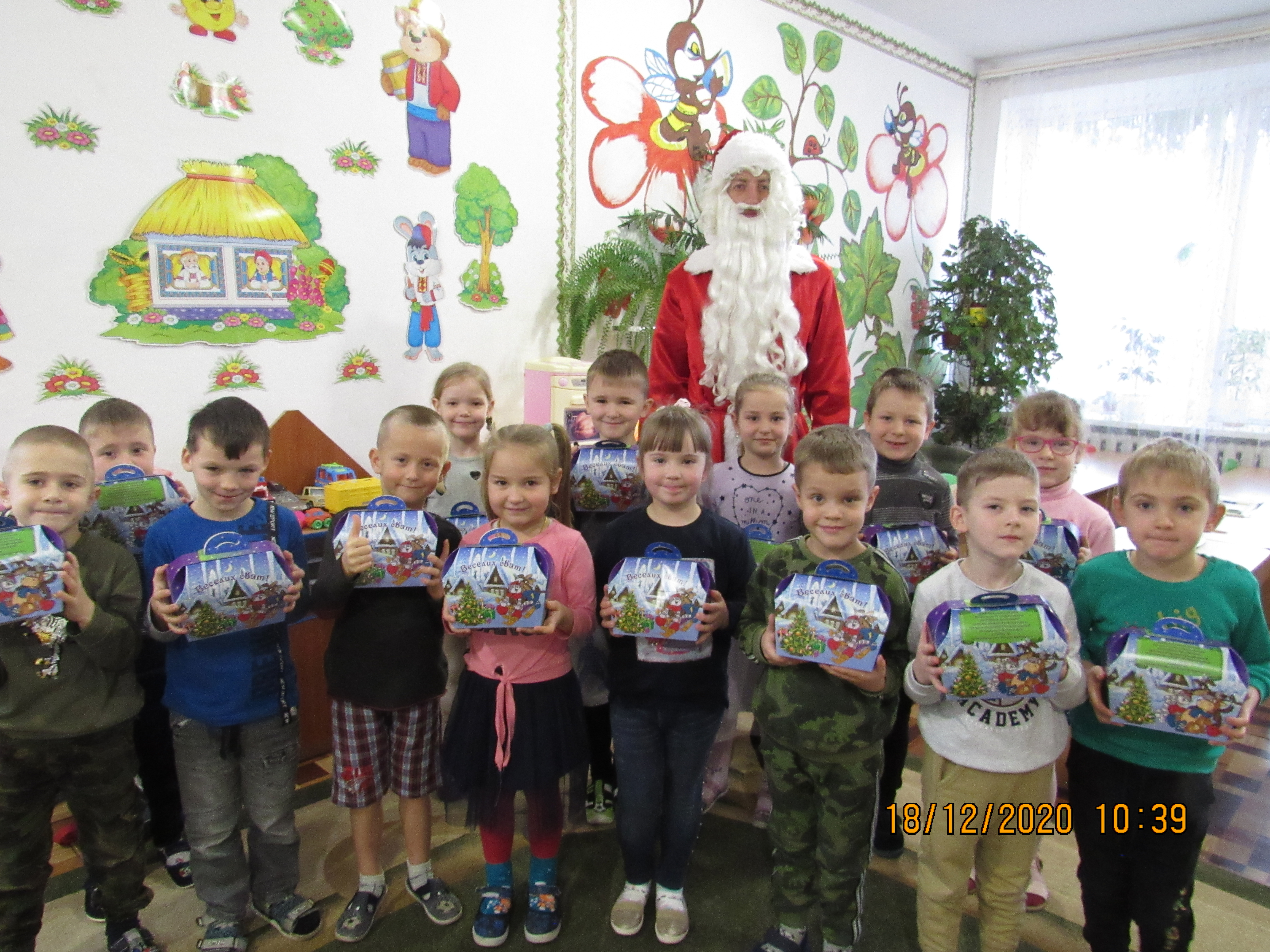 Фото без опису