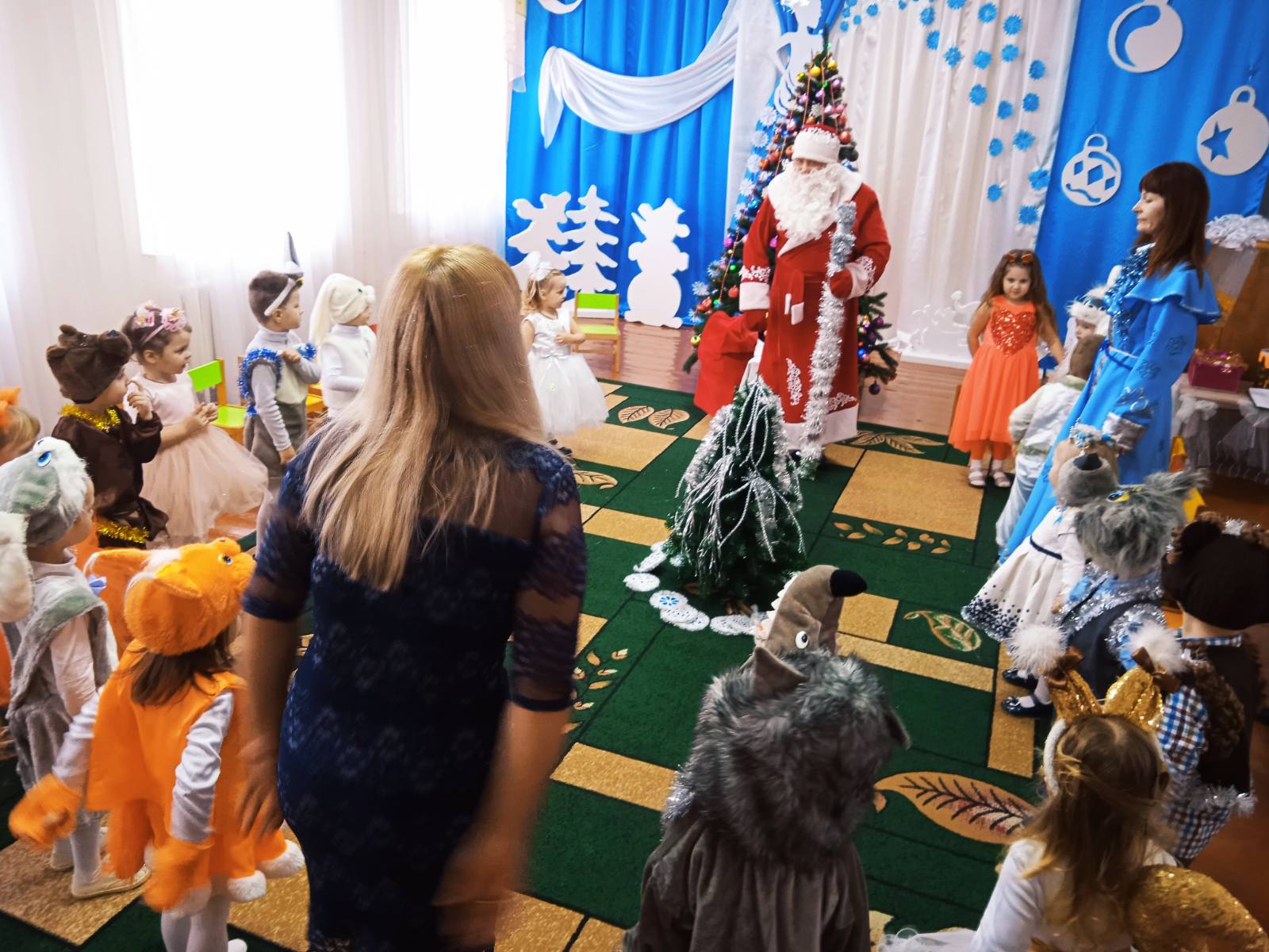 Фото без опису